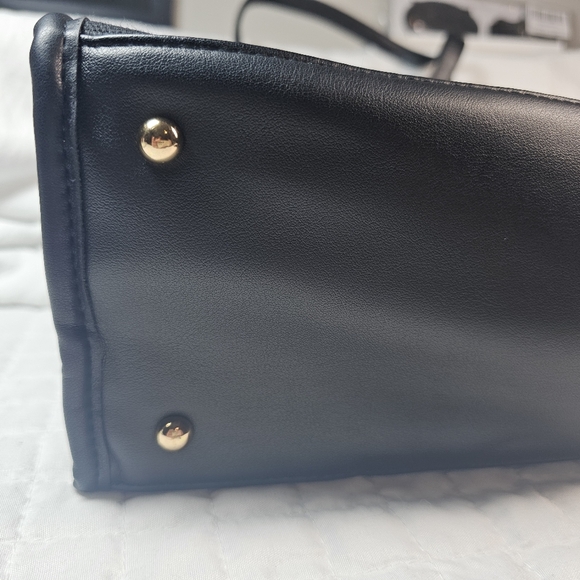 Versace Fragrances Black Tote with Gold Accents And Matching Guitar Strsp NEW - Picture 9 of 11